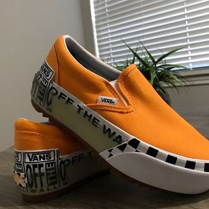 Vans Old Skool Logo Stacked Orange